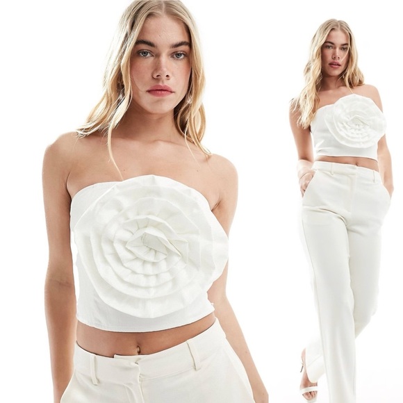 Monteau Tops - Top with 3D corsage in white Monteau, size L